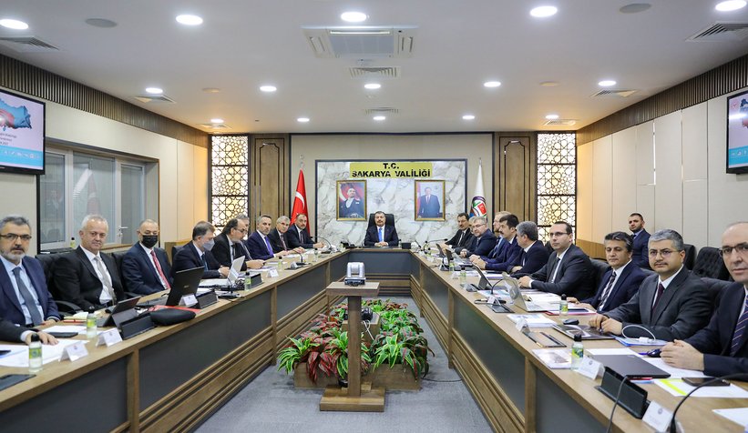 Maske zorunluluğu kalkıyor mu Bakan Koca'dan açıklama