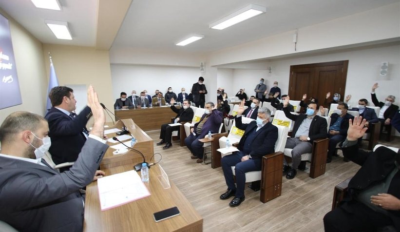 Meclisten onay çıktı, Akyazı Belediyesi borcuna karşılık o taşınmazı satacak