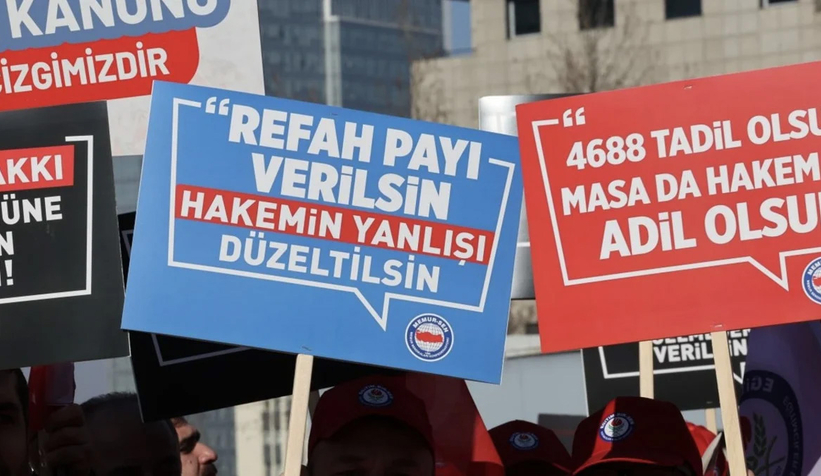 memurlar-refah-payi-istiyor-bakanlik-onunde-eylem-yaptilarvdnqum0zdj