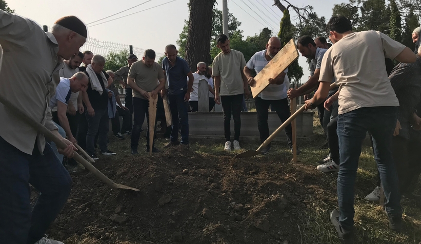 merdiven-boslugundan-atlayan-adama-son-gorevd3zgzhzkv2