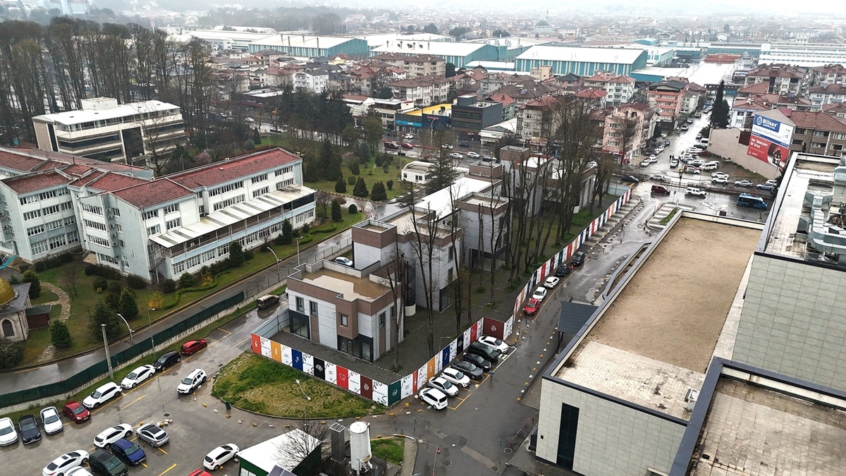 Meserret Bahçe açılışa hazırlanıyor