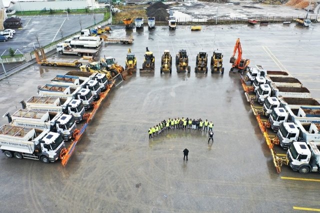 Meteorolojik verilerin ardından ekiplerin kar nöbeti başladı
