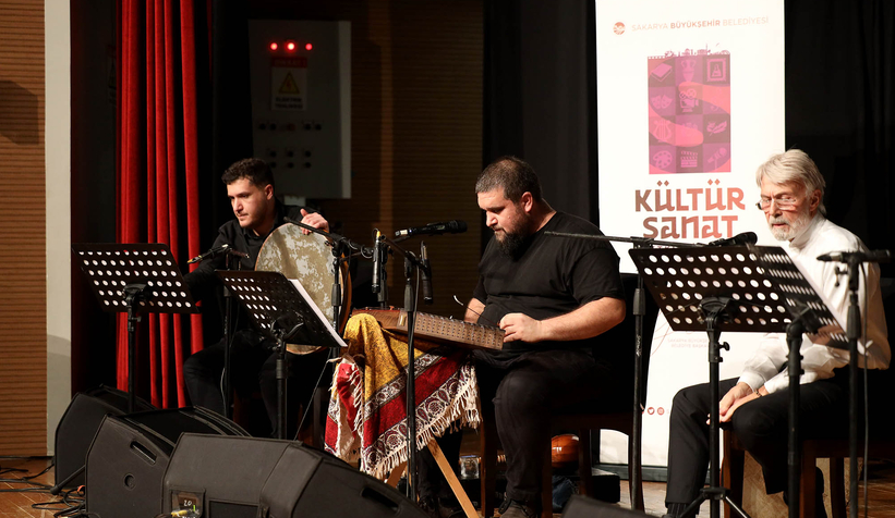 Mevlâna gecesinde duygu seli