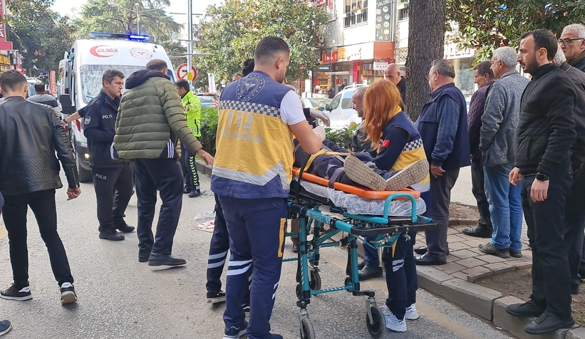 Midibüsle çarpışan motosikletli yaralandı