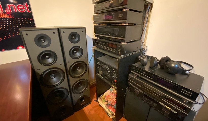 Mikrofon başında 27 yıl