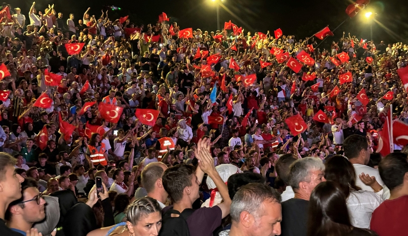 Millet Bahçesi'nde Milli maç heyecanı 