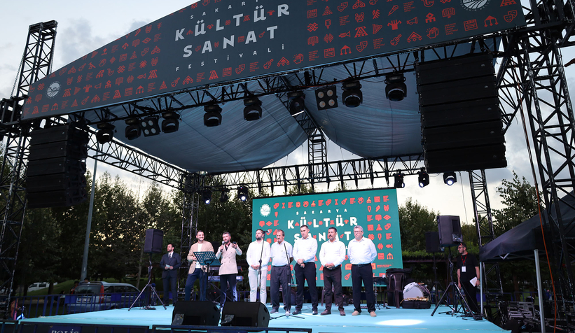 Millet Bahçesi’nde binlerce kişiyle Rumeli Balkan buluşması