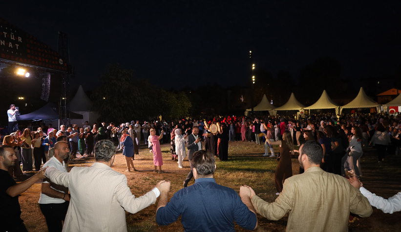 Millet Bahçesi’nde binlerce kişiyle Rumeli Balkan buluşması