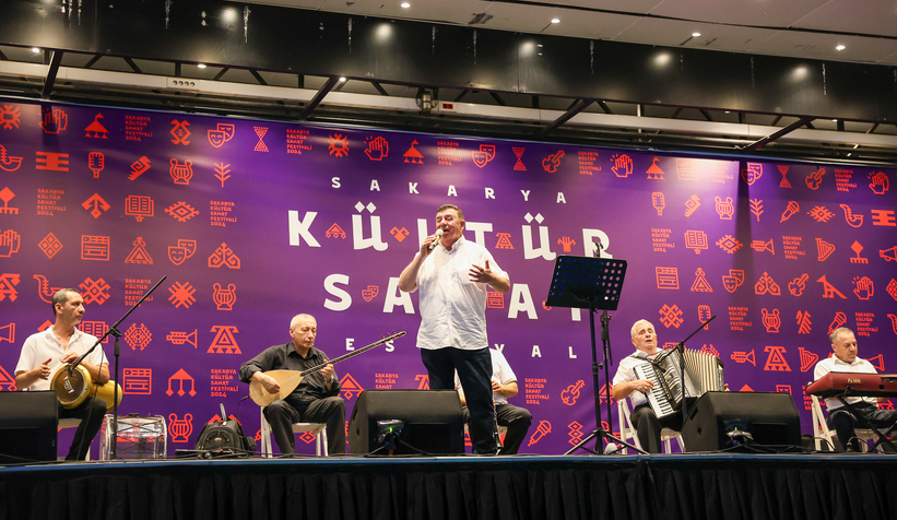 Millet Bahçesi’nde Rumeli-Balkan rüzgârı esti