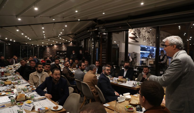 Millete hizmet etmek için gönüllü olmak bizim ata mirasımızdır