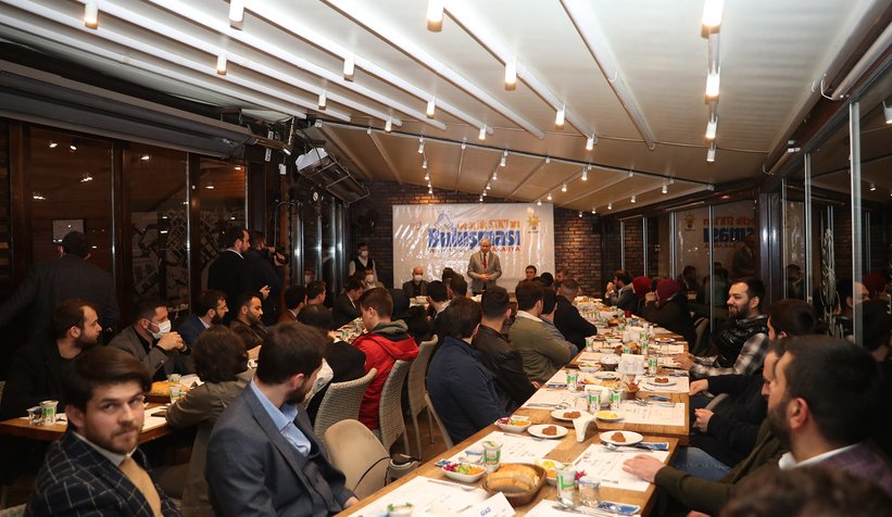 Millete hizmet etmek için gönüllü olmak bizim ata mirasımızdır