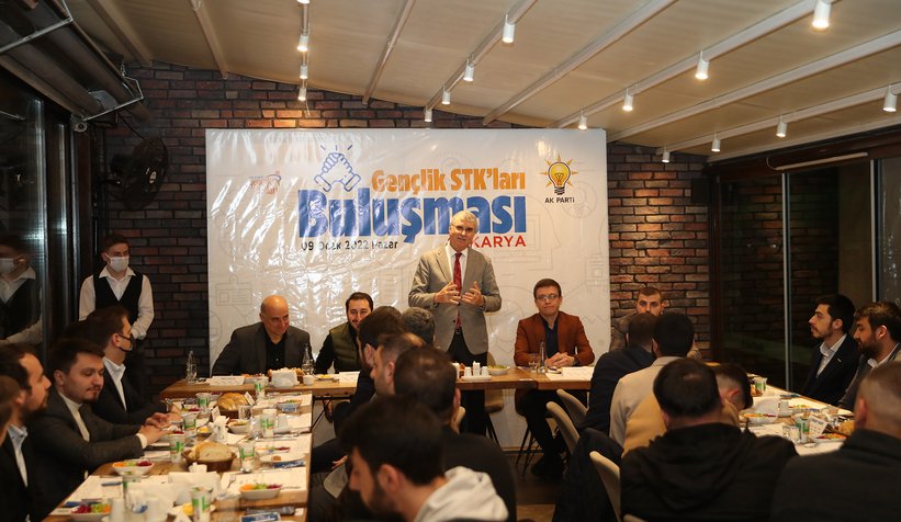 Millete hizmet etmek için gönüllü olmak bizim ata mirasımızdır