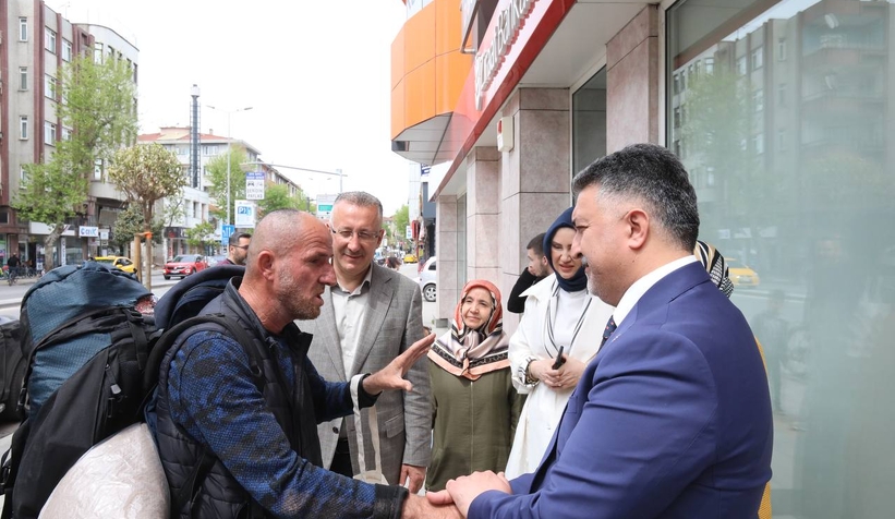 milletimize-askla-hizmete-devam-edecegizcm5ztxm4mu