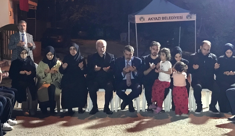 milli-egitim-bakani-ndan-sehit-astsubay-cangir-in-ailesine-ziyaretzg03wvjyml