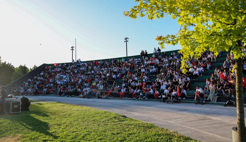Milli maç heyecanı yine Millet Bahçesi’ndeki dev ekranda