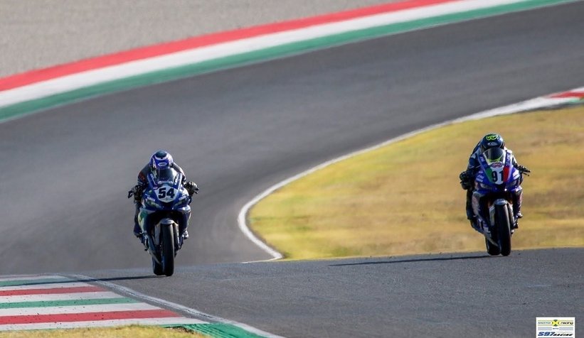 Milli motosikletçi Bahattin Sofuoğlu, İtalya'da birinci oldu