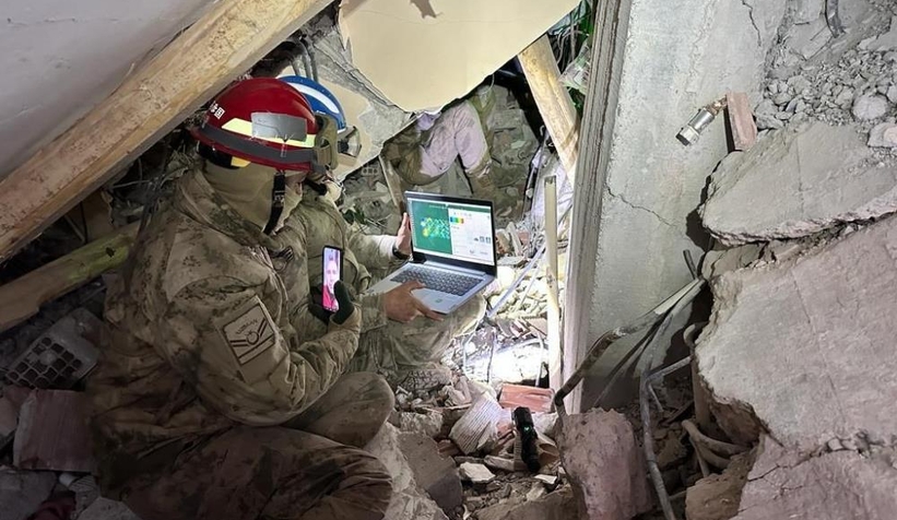 Milli yer altı görüntüleme cihazıyla çok kişi enkazdan kurtarıldı