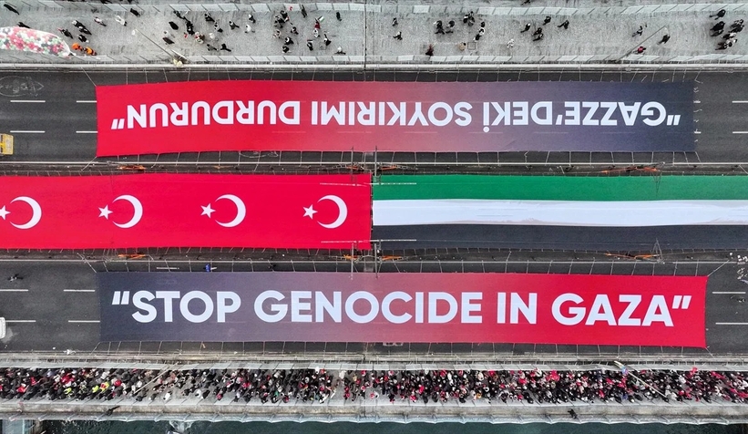 milyonlar-galata-ya-akin-etti-gazze-deki-katliama-dur-deeureanazbs