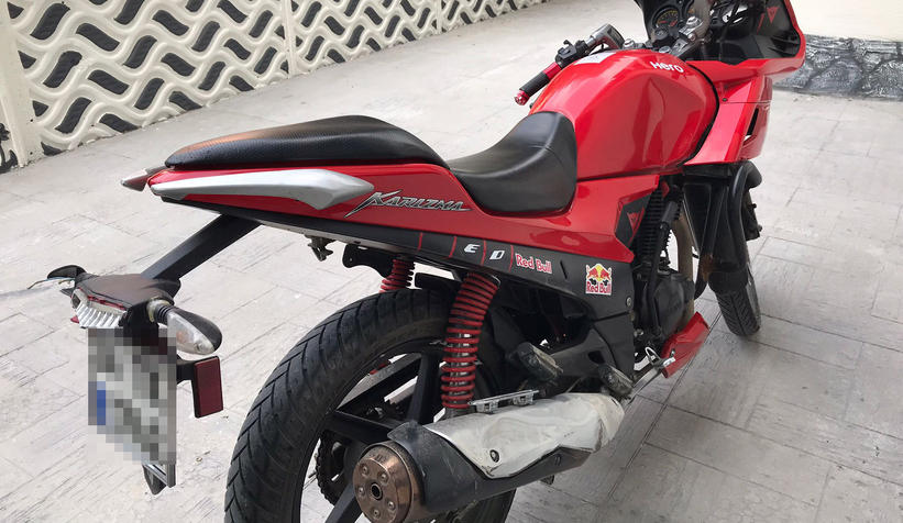 minibuse-carpan-motosikletteki-2-kisi-hastanelik-olduz0nobm5ar1