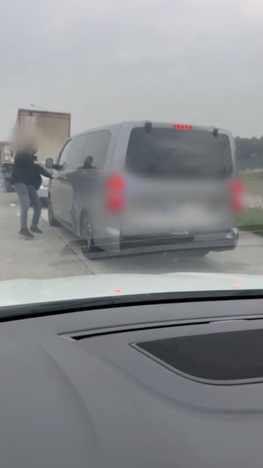 minibuste-13-afgan-ve-pakistanli-kacak-yakalandidhqxshfraj