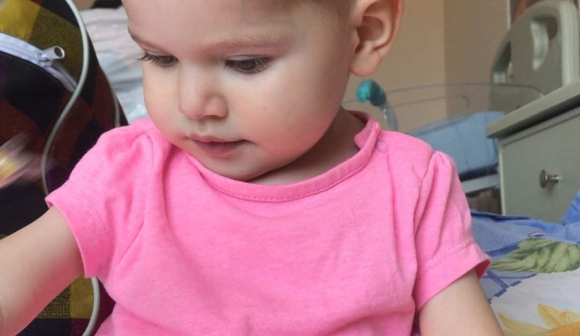 Minik Ecrin toprağa verildi