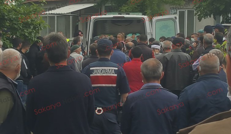 miras-parasi-yuzunden-oldurulen-anne-baba-ve-cocuklarina-aci-vedac3bkaexkt3