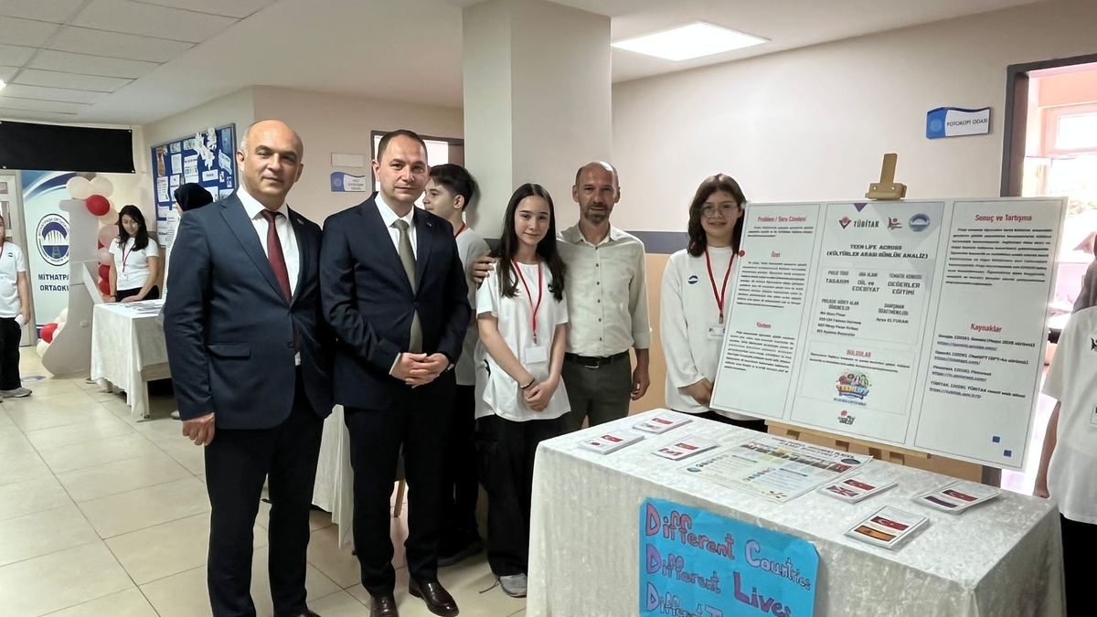 Mithatpaşa Ortaokulu’nda Bilim Fuarı heyecanı