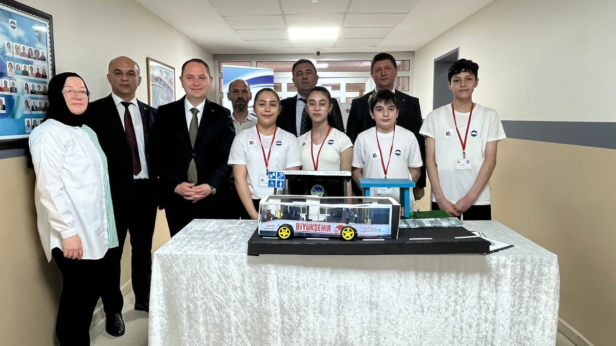 Mithatpaşa Ortaokulu’nda Bilim Fuarı heyecanı