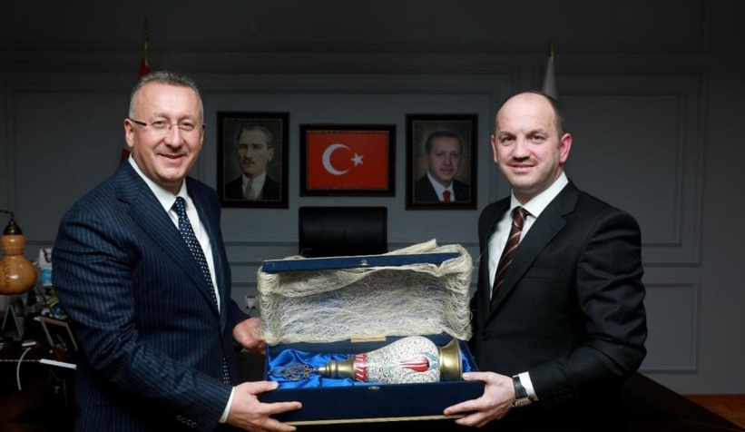 MKE Genel Müdürü  Aynalıkavak Sohbetlerinin konuğu oldu