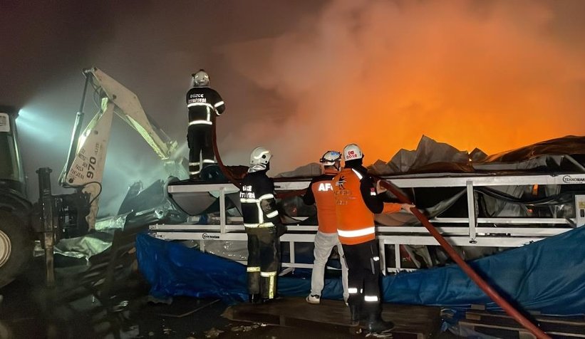 Mobilya fabrikasındaki hasar gün ağırınca ortaya çıktı