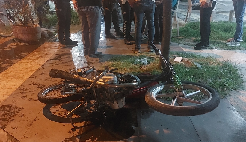 motosiklet-cay-bahcesine-uctuv0vpcge2bj
