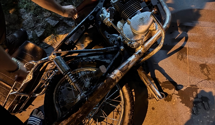 motosiklet-cay-bahcesine-uctuv0vpcge2bj