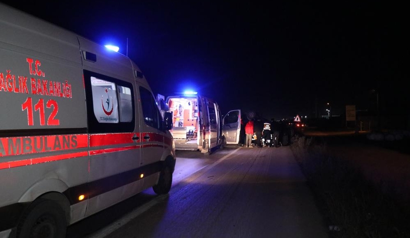 Motosiklet ikiye bölündü sürücü öldü