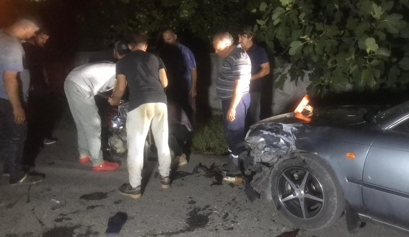 motosiklet-otomobille-carpisti-2-yaralim3nsakpcnz