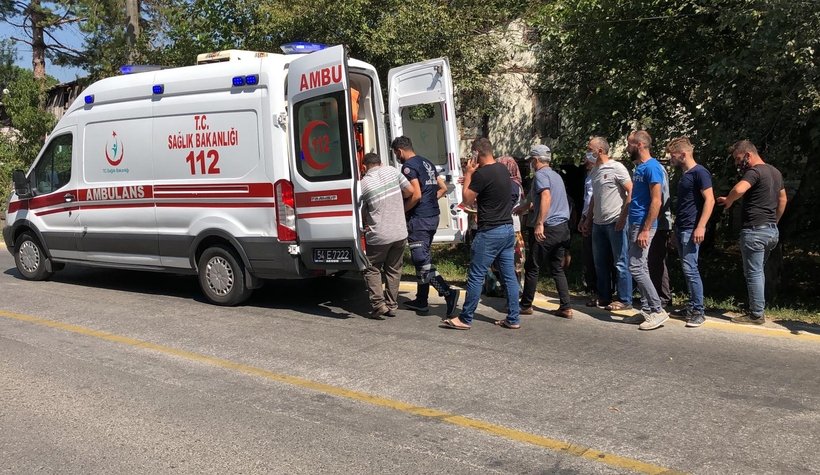 Motosikletiyle eve daldı!