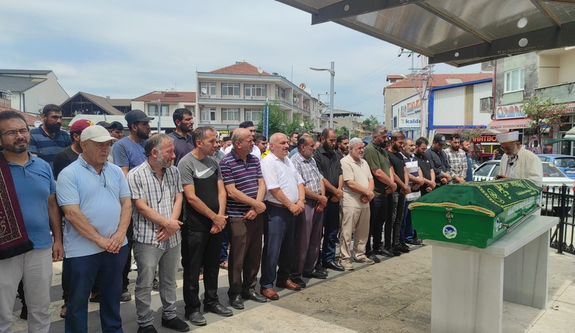 Motosikletle fırına dalan Iraklı genç toprağa verildi