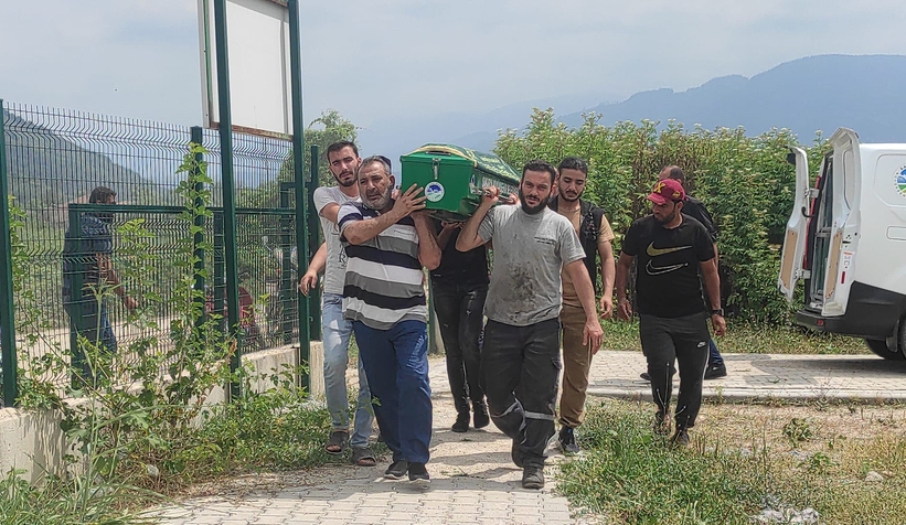 Motosikletle fırına dalan Iraklı genç toprağa verildi