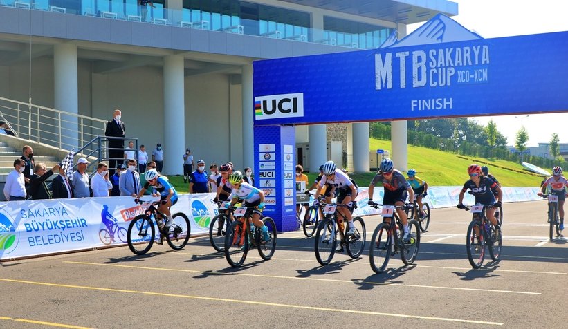 MTB Cup heyecanı Ayçiçeği Bisiklet Vadisinde start aldı