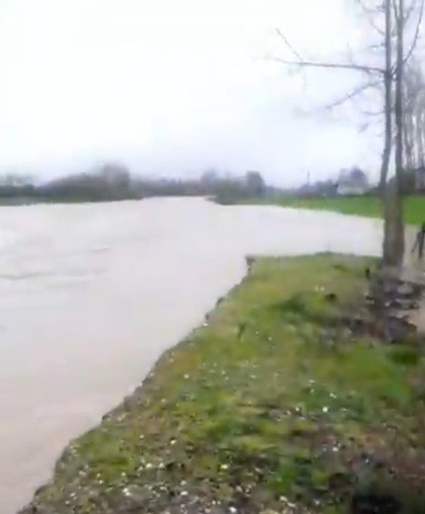 Mudurnu Deresi taşma noktası geldi