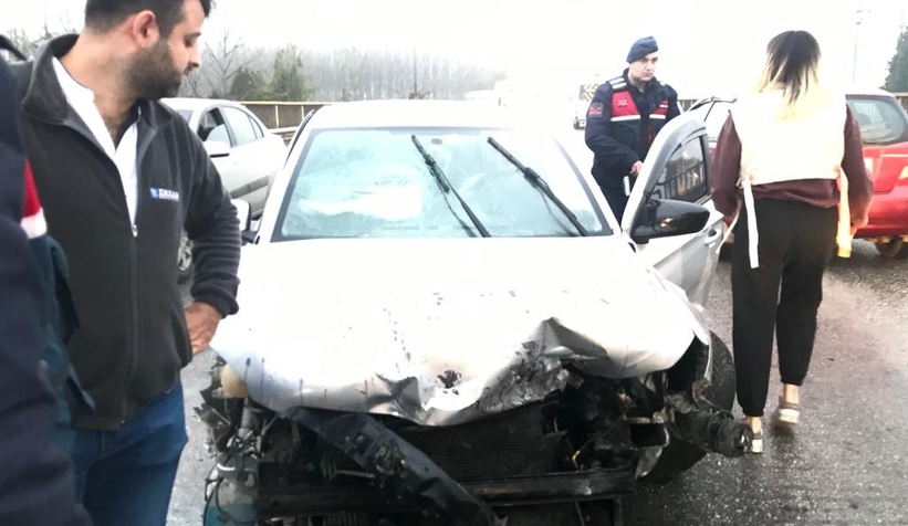 Mudurnu Köprüsünde feci kaza 3 yaralı