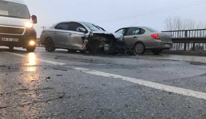 Mudurnu Köprüsünde feci kaza 3 yaralı