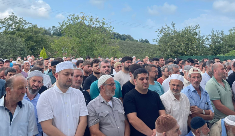 Müftülük inşaatında ölen işçi toprağa verildi