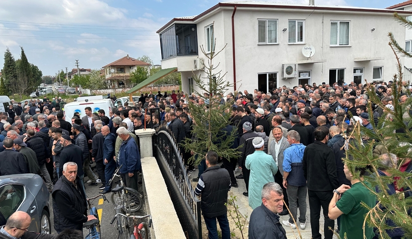 muhtar-mustafa-gundogdu-dualarla-topraga-verildic05ez0dmdg