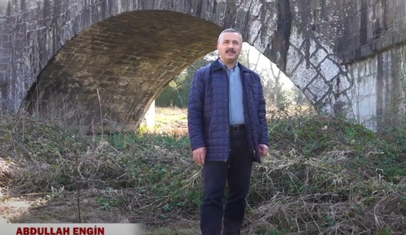 Muhtarlar İstiklal Marşı için kamera karşısına geçti