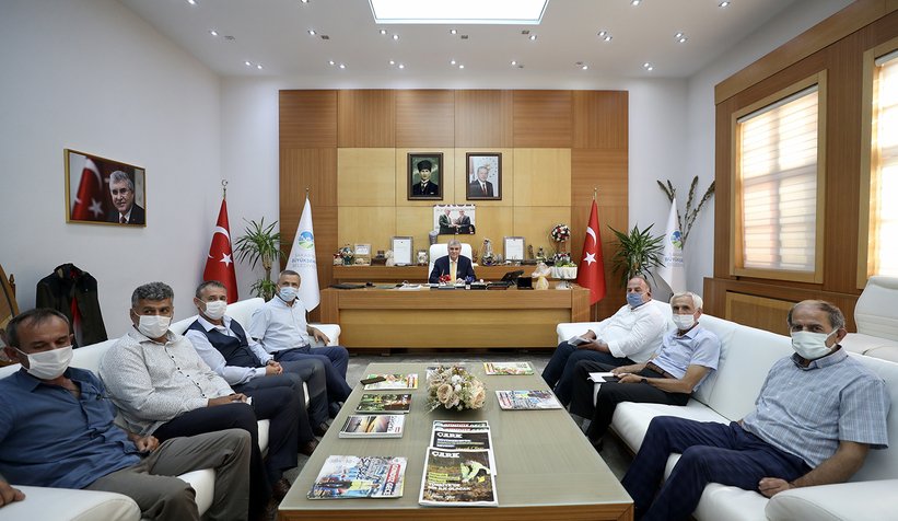 Muhtarlarımızla sürekli diyalog halindeyiz