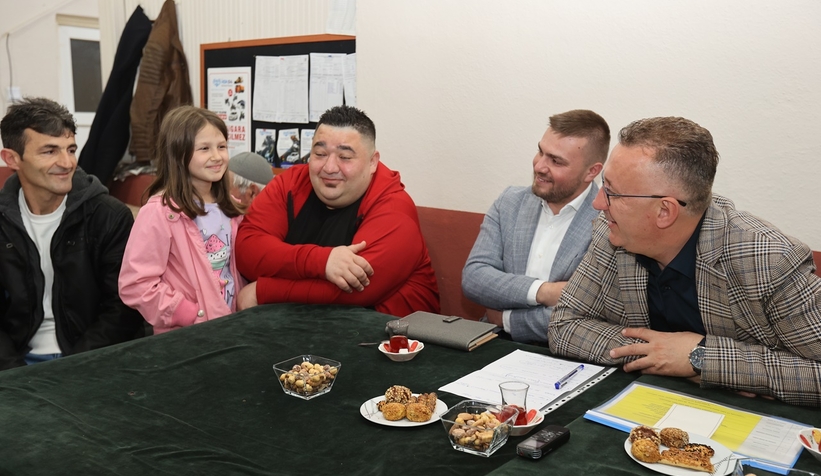 mutlu-isiksu-mahalle-ziyaretlerine-devam-ediyorb25tv29jbm