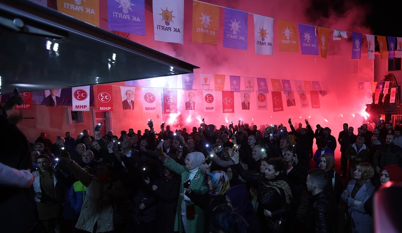 mutlu-isiksu-yolumuz-aydinlikwvzbrtj1wg