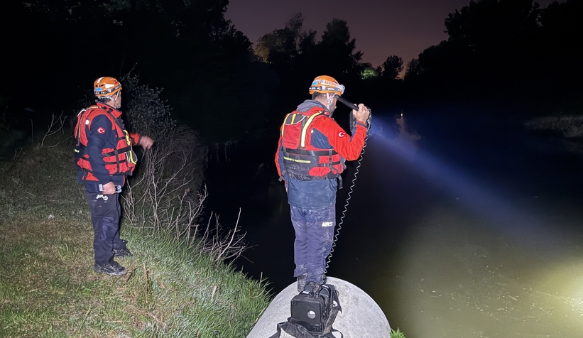 nehirde-kaybolan-genc-adamin-cesedine-ulasildinnlhamftrn