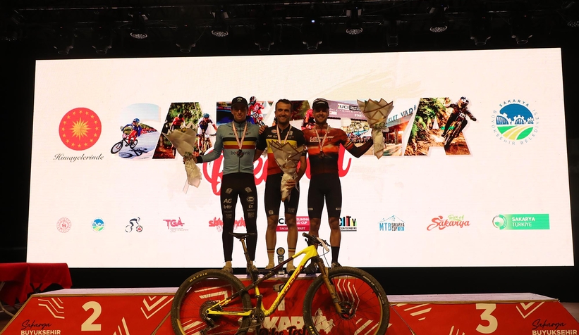 night-cup-sakarya-bike-feste-damga-vurduemvdzffjk2