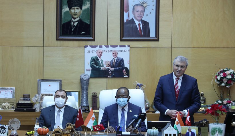 Nijer Başbakanı Sakarya'yı ziyaret etti